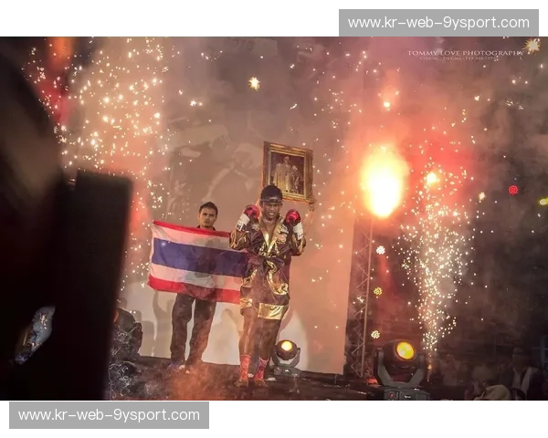 泰拳传奇与勇士之魂:播求vs苏瓦,一场超越胜负的对决